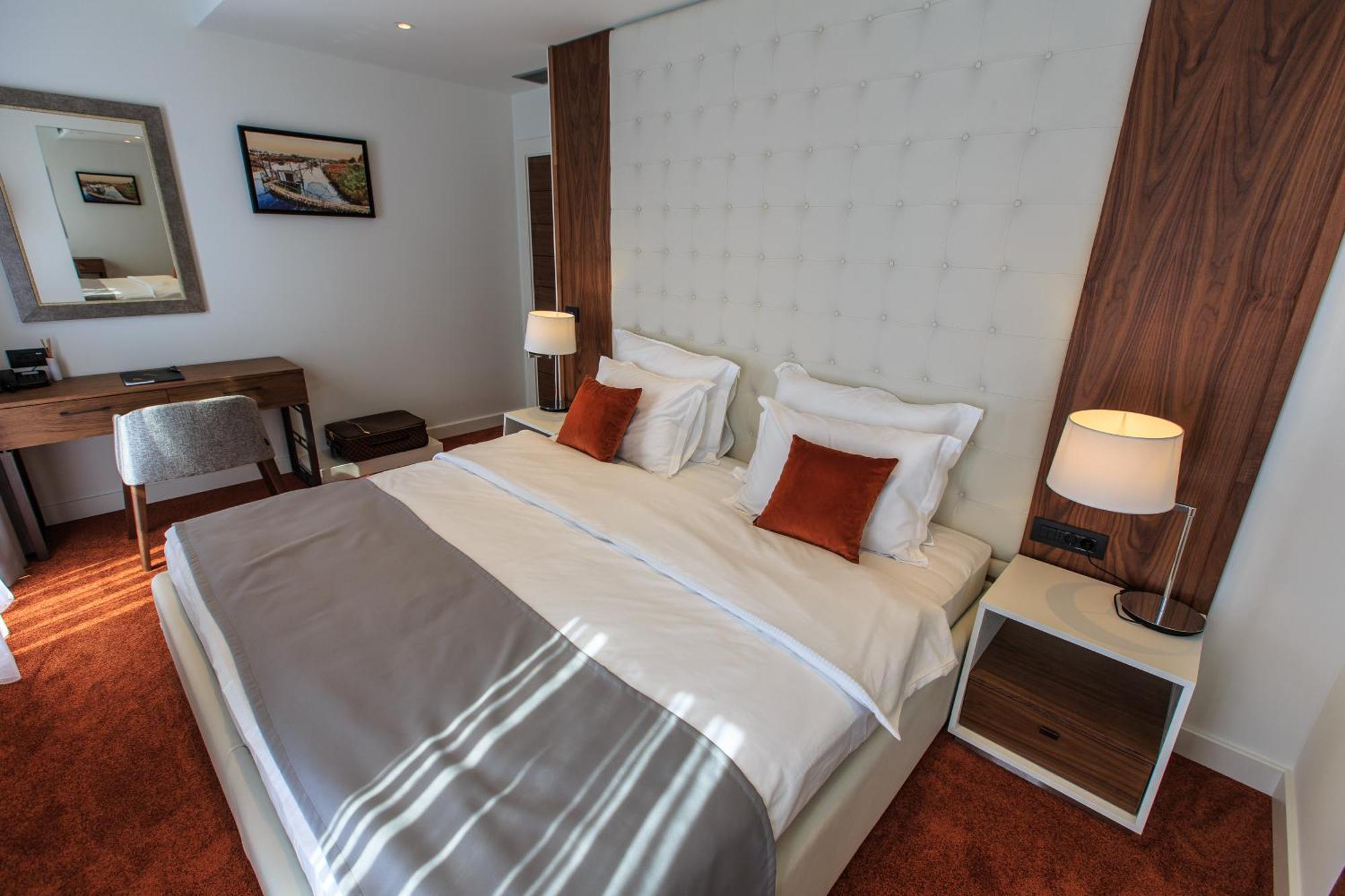 Kalamper & Hotel